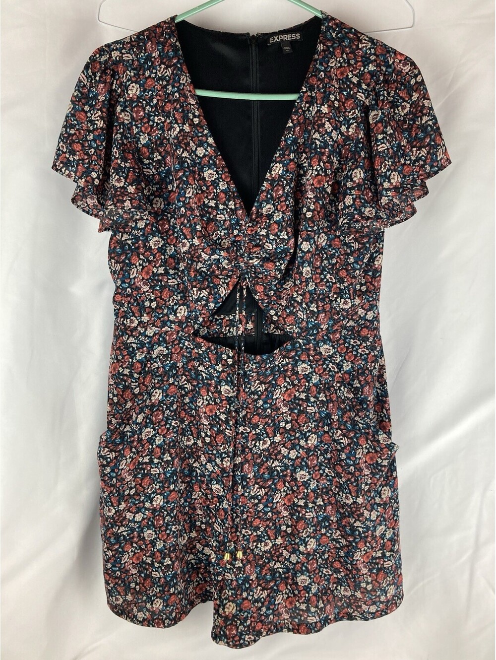 Women’s Size 12 EXPRESS Floral Cutout Drawstring Romper Short Sleeve Jumpsuit
